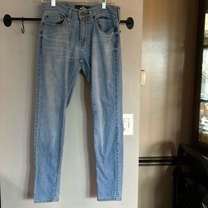 Hollister Light Washed Jeans. Men’s Size 28x30